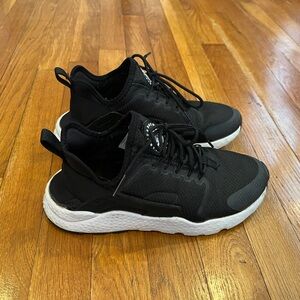 Nike Air Huarache Ultra Premium